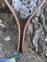 Load image into Gallery viewer, Madison Net Walnut Handle 2645